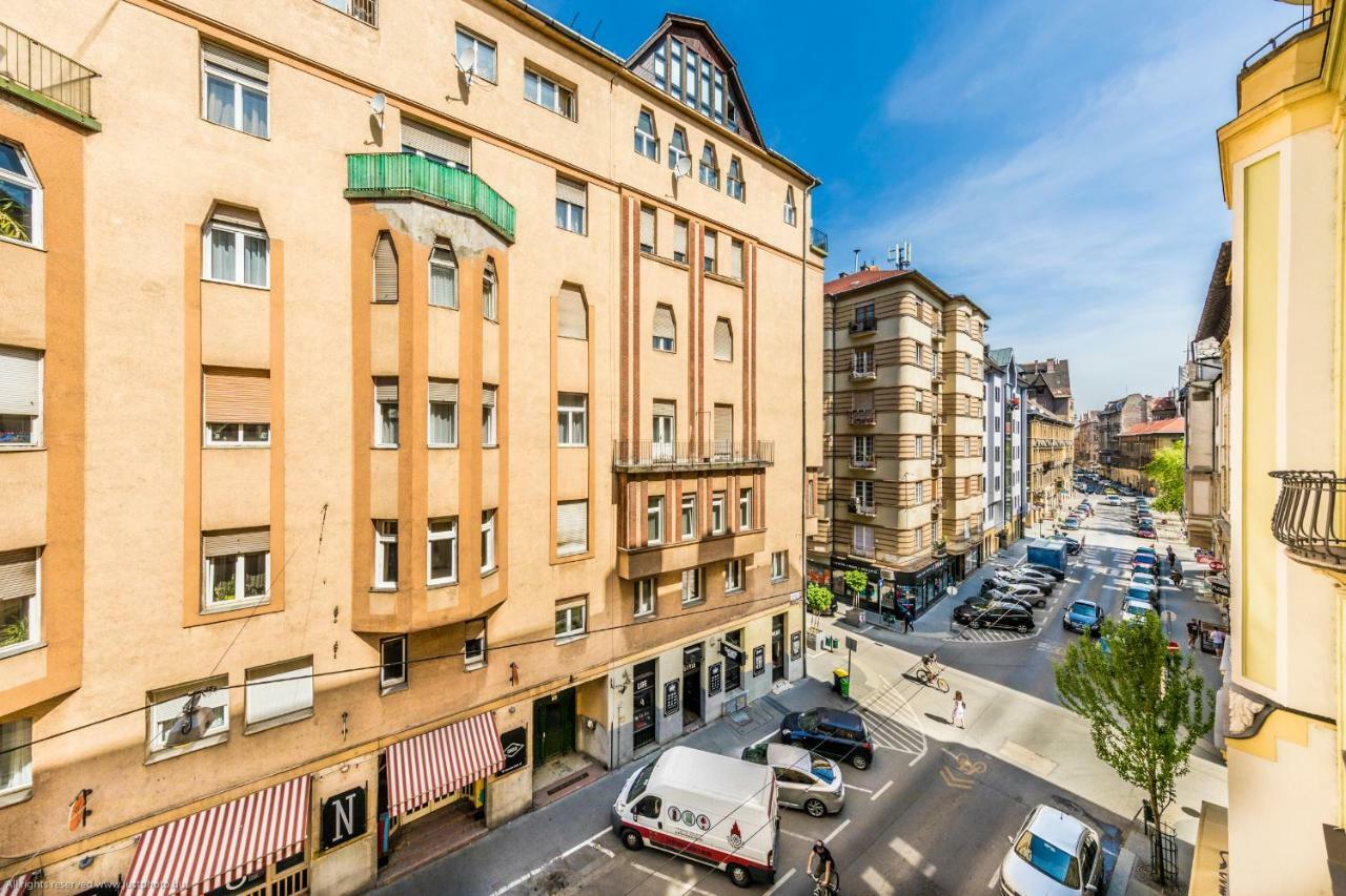 Bpr W21 Retro Home With Balcony Budapest Extérieur photo